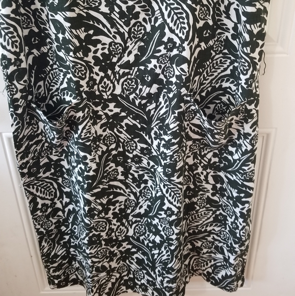 Cwonder Floral Sleeveless Dress - Picture 3 of 10